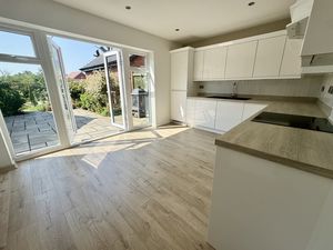 Dining Kitchen- click for photo gallery